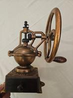 Tre spade - Tre spade - Koffiemolen - Hout, Brons