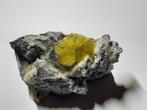 attractive cluster with brucite, rough natural stone, 329.70, Verzamelen, Mineralen en Fossielen