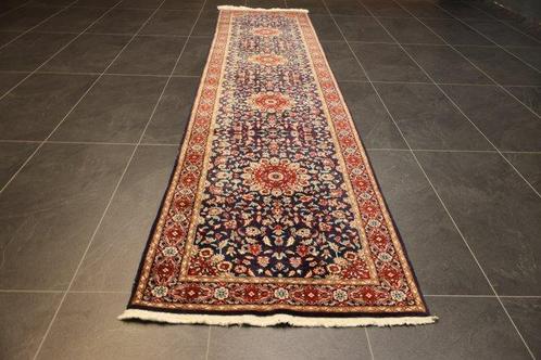 Fijn China Isfahan - Loper - 355 cm - 81 cm, Huis en Inrichting, Stoffering | Tapijten en Kleden