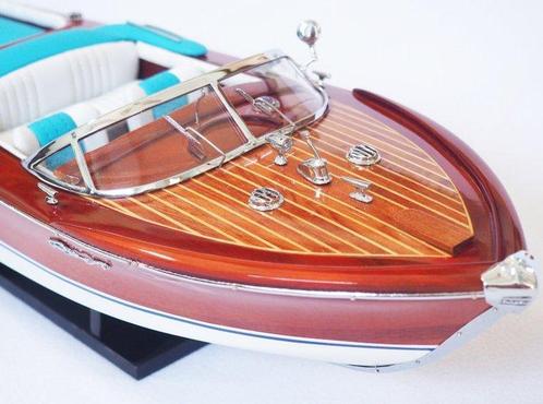 Maquette Riva Aquarama 67 cm bois Luxe 1:12 - Modelboot, Hobby en Vrije tijd, Modelauto's | 1:5 tot 1:12