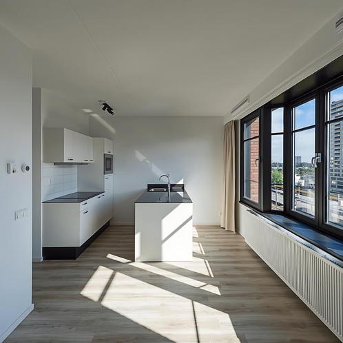 Studio met Tuin in Amsterdam gevonden in Amsterdam, Huizen en Kamers, Kamers te huur, 20 tot 35 m², Amsterdam