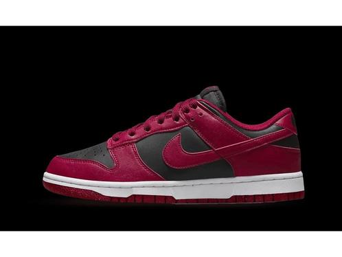 Nike Dunk Low Next Nature Dark Red - Maat 38 EU, Kleding | Heren, Schoenen, Ophalen of Verzenden