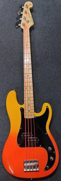 SX - Modern Series PB style electric bass guitar with beschikbaar voor biedingen