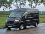 Fiat Ducato 30 2.3 MultiJet L2H2, Auto's, Bestelauto's, Stof, Gebruikt, Overige kleuren, Grijs