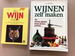 2 Handboeken - Zelf Wijn maken - met vele recepten, Boeken, Ophalen of Verzenden, Gelezen