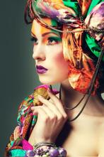 Glasschilderij  vrouw met sjaal| Ter Halle | 497, Ophalen of Verzenden, Nieuw