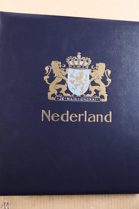 Nederland 1852/1969 - 2 lege Davo LX voordrukalbums (I&II) +, Postzegels en Munten, Postzegels | Nederland