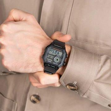 Casio AE-1200WHUB-8AVEF Timeless Collection Heren Horloge beschikbaar voor biedingen