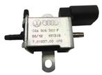 Vacuum Relay / Valve 06A906283F  VAG Ford 7.01037.00, Verzenden, Nieuw, Ford
