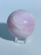 Morganite Sphere – Een zeldzame roze edelsteenzeldzaamheid