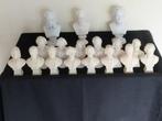 Buste, Collection de 17 bustes miniatures représentant des
