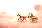 Hanger - 19.2 kt. Geel goud - Paarden met koets