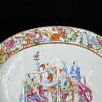 Schotel - Grand plat à poisson aux émaux de la Famille Rose, Antiek en Kunst