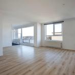 Penthouse met balkon, prachtig uitzicht en parkeerplaats