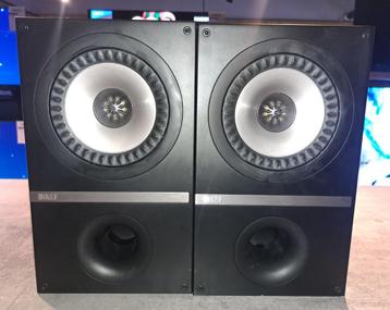 Kef Q series Q300 Passieve Boekenplankspeakers (Set van 2) beschikbaar voor biedingen