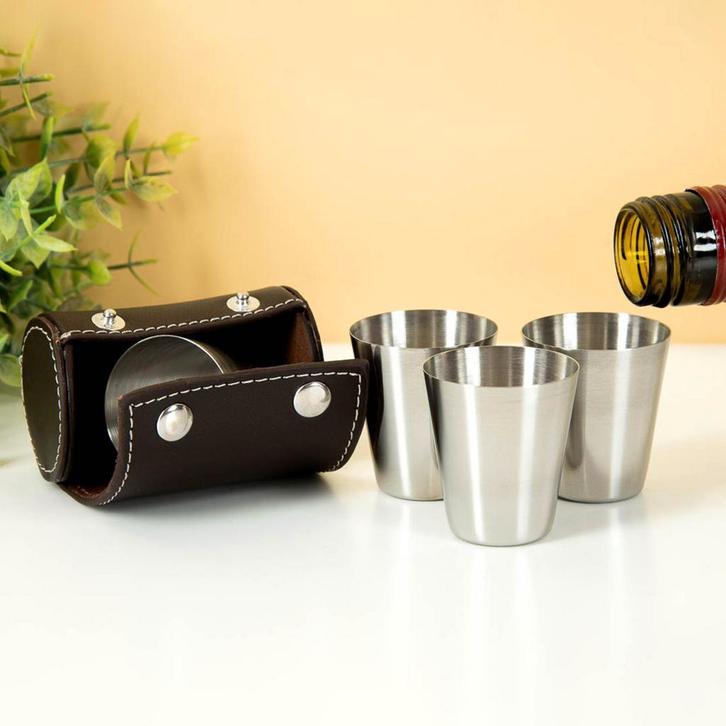 Shotglaasjes Met Leren Hoes (Set Van 4), Verzamelen, Glas en Borrelglaasjes, Verzenden