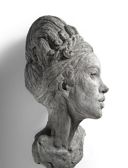 Francioni Mastromarino (1978) - sculptuur, We should all be, Antiek en Kunst, Antiek | Overige Antiek