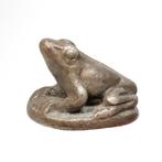 in de stijl van het Oud-Egyptisch. Zilver Kikker kraal