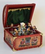 Kerstdecoratie Sankyo - romantische muziekdoos/koffertje met, Nieuw