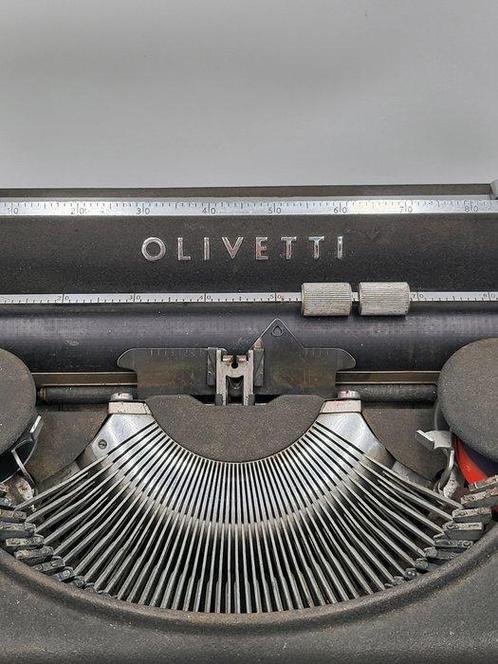 Olivetti, Studio 42 - Schrijfmachine - 1930-1940, Antiek en Kunst, Kunst | Designobjecten