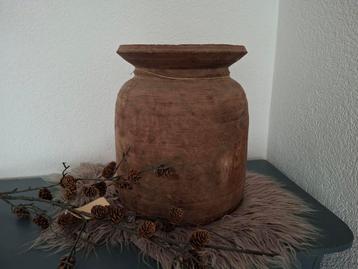 Nepalese kruik / pot / vaas 35 cm. hoog beschikbaar voor biedingen