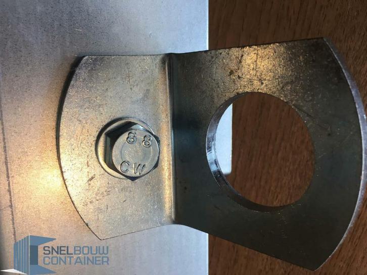 Container op hijsen met een kraan, Zeecontainer, Demontabel, Zakelijke goederen, Machines en Bouw | Keten en Containers