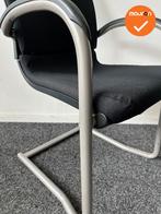 Ahrend 230 vergaderstoel - Zilvergrijs frame - Nieuwe stoffe, Vergader- of Presentatieruimte, Ophalen of Verzenden, Gebruikt, Stoel