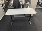 Ikea Bekant Bureau 140 x 60 cm, in hoogte verstelbaar, Ophalen of Verzenden, In hoogte verstelbaar, Zo goed als nieuw, Bureau