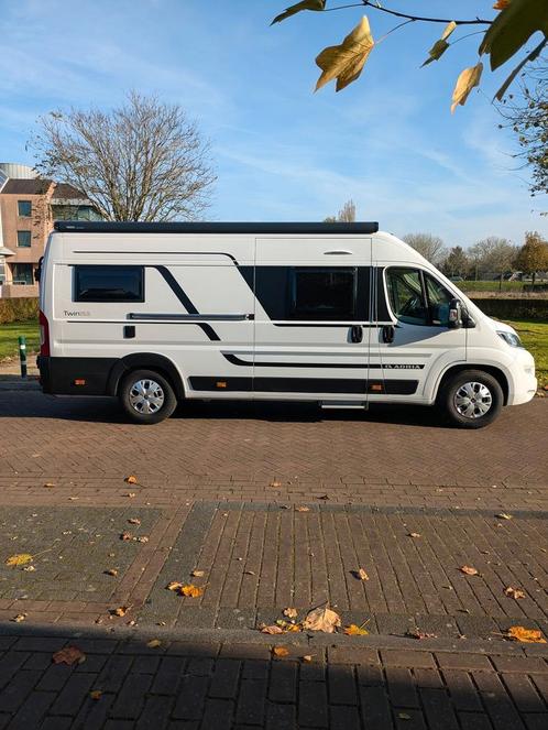 Adria Twin SL ALL-In bj 2022 met VanN Bike!  Met 7774 KM!, Caravans en Kamperen, Campers, Diesel, tot en met 3, 6 tot 7 meter
