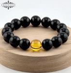 Zeldzaam amber zonlicht in schaduw – gouden fossielkern –