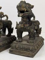 2x oude beelden Tempelbeschermers - Brons - China