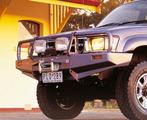 ARB Deluxe Bumper - Toyota Hilux 1997-2002 4x4 w/, Auto-onderdelen, Carrosserie en Plaatwerk, Ophalen of Verzenden, Nieuw
