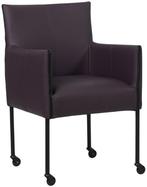 Donkerpaarse leren moderne kuipstoel - poot rond zwart met w, Huis en Inrichting, Stoelen, Overige kleuren, Nieuw, Leer, Ophalen of Verzenden