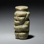 Mixteken, Mexico Jade Figuurvormige hanger. 800 - 1200