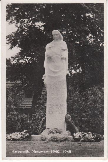 HARDERWIJK - Monument 1940-1945, Verzamelen, Ansichtkaarten | Nederland, Verzenden