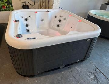 Jacuzzi Passion Mallorca incl bezorging en garantie beschikbaar voor biedingen