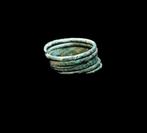 Viking periode Helisch gewonden bronzen ring (Zonder