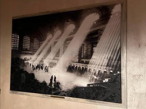 Roberta Martini (XX) - Raggi di sole nella New York Central, Antiek en Kunst, Kunst | Designobjecten