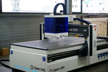 CNC freesmachine | Open CNC beschikbaar voor biedingen