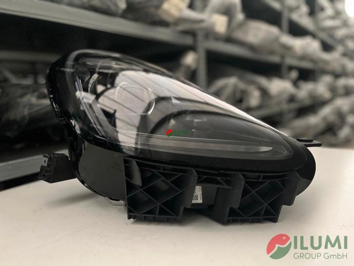 MASERATI GRECALE BLACK VOLL LED KOPLAMP RECHTS KPL, Auto-onderdelen, Verlichting, Gebruikt, Maserati, Verzenden