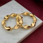 Gouden wokkel oorringen | Ø 45 mm (wokkels, kliksluiting), Ophalen of Verzenden, Gebruikt, Overige kleuren, Goud