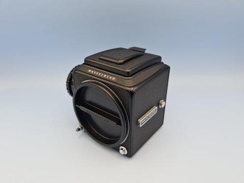 Hasselblad 500C/M + Waist level finder (read description), Audio, Tv en Foto, Fotocamera's Analoog