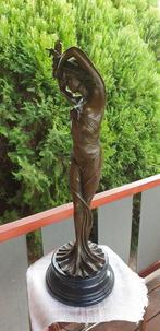 Aldo Vitaleh - sculptuur, Nude Female Figure Sexy Girl