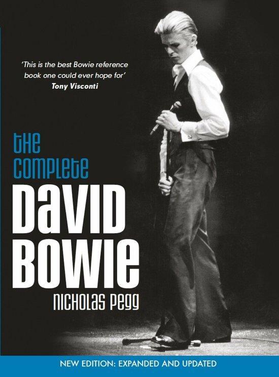 9781785653650 Complete David Bowie Revised 2016 Ed, Boeken, Biografieën, Zo goed als nieuw, Verzenden