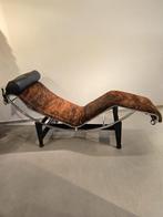Cassina - Charlotte Perriand, Le Corbusier, Pierre Jeanneret