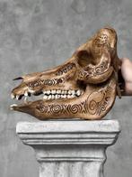 Geen veilingprijs - Prachtige bruine, uitgehouwen patina