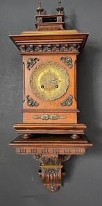 Klok met Console - Brons, Hout - 1800-1850