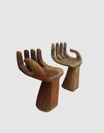 Stoel - Hout - Set houten stoelen in de vorm van een hand, Antiek en Kunst