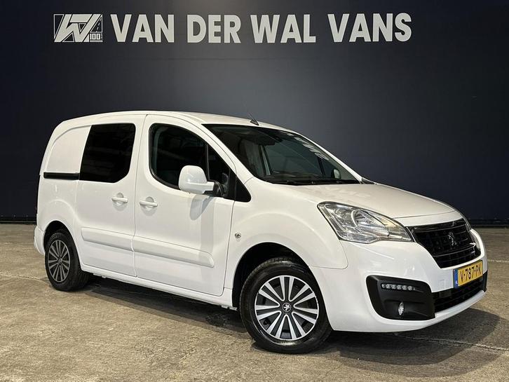 Peugeot Partner 1.6 BlueHDi L1H1 Euro6 Airco | 3-Zits | Navi, Auto's, Bestelauto's, Dealer onderhouden, Lease, Zwart, Handgeschakeld