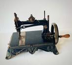 Bremer & Brückmann Naaimachine - Gietijzer - Antieke